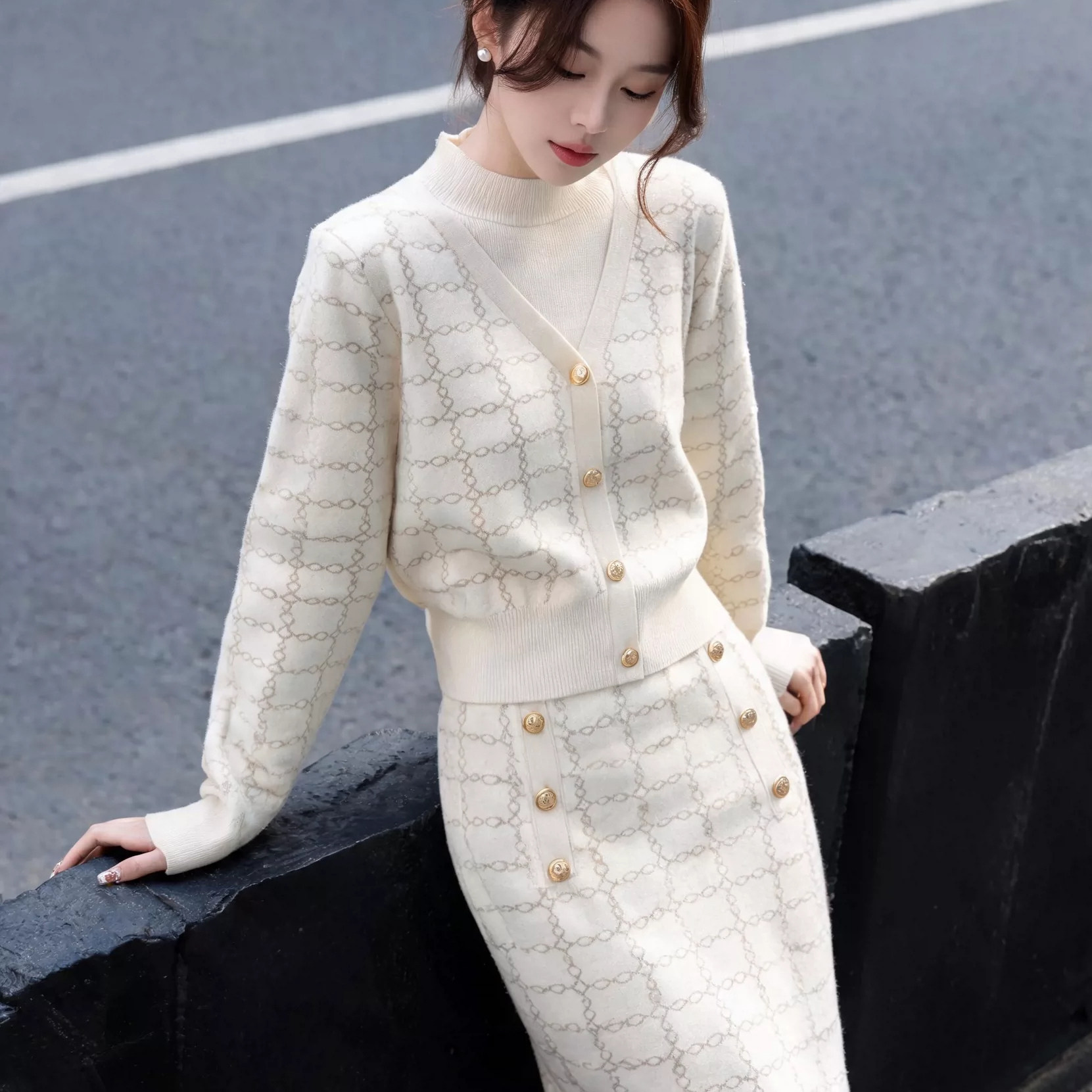 春秋女针织格纹半身裙两件套