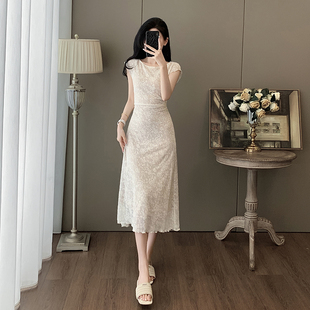 温柔风气质修身 2025夏季 蕾丝刺绣连衣裙女高级感法式 无袖 长裙 新款