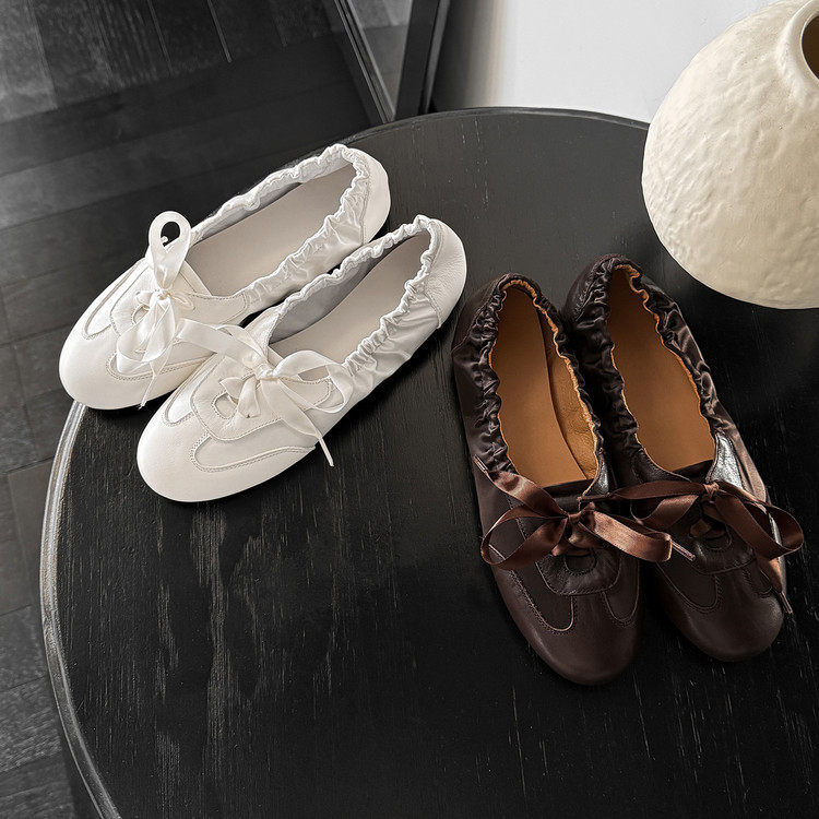 圆头平底TPR(牛筋）手工真皮头层猪皮德训鞋