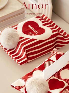 心动红色爱心车载纸巾盒新年喜庆汽车用纸巾袋车内挂式抽纸盒