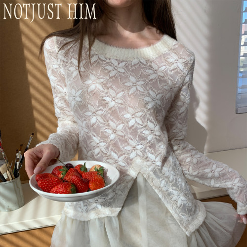 花筏NOTJUSTHIM《White lily》绒感花朵针织拼接轻盈羽纱打底长袖