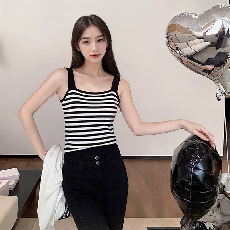 黑白条纹针织吊带小背心女