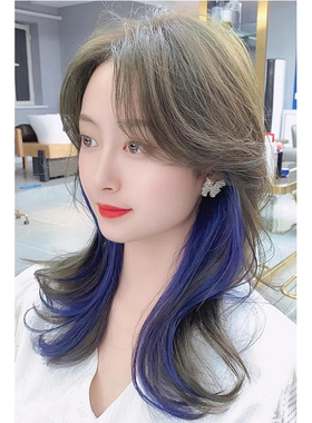 理发店发廊装饰图贴画新款潮流美女长卷发短女发型款发型海报贴纸