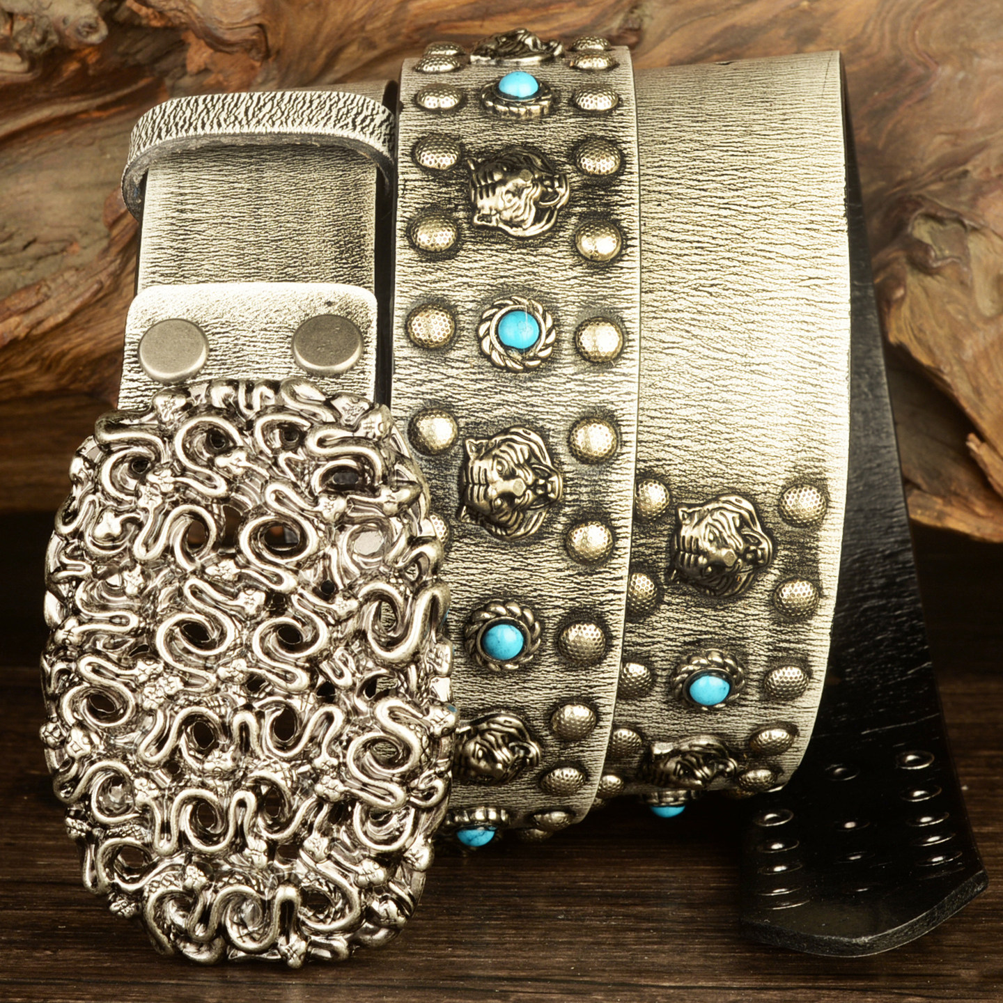 头层真牛皮铆钉腰带板扣复古摇滚嘻哈皮带青年机车柳丁哈雷裤带潮