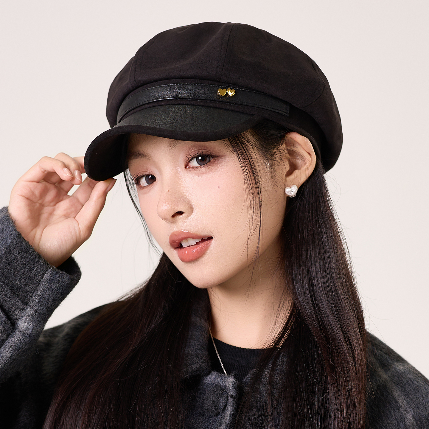 日系文艺鸭舌贝雷帽女2025新款秋冬天麂皮绒八角帽显脸小画家帽子