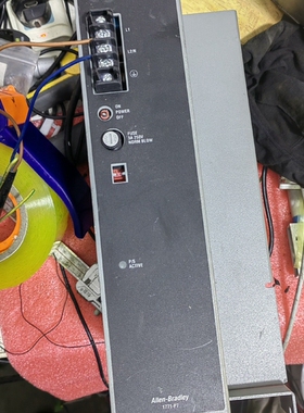 AB控制器电源一个，型号：1771-P7/C，通电显示如图一 ~议价