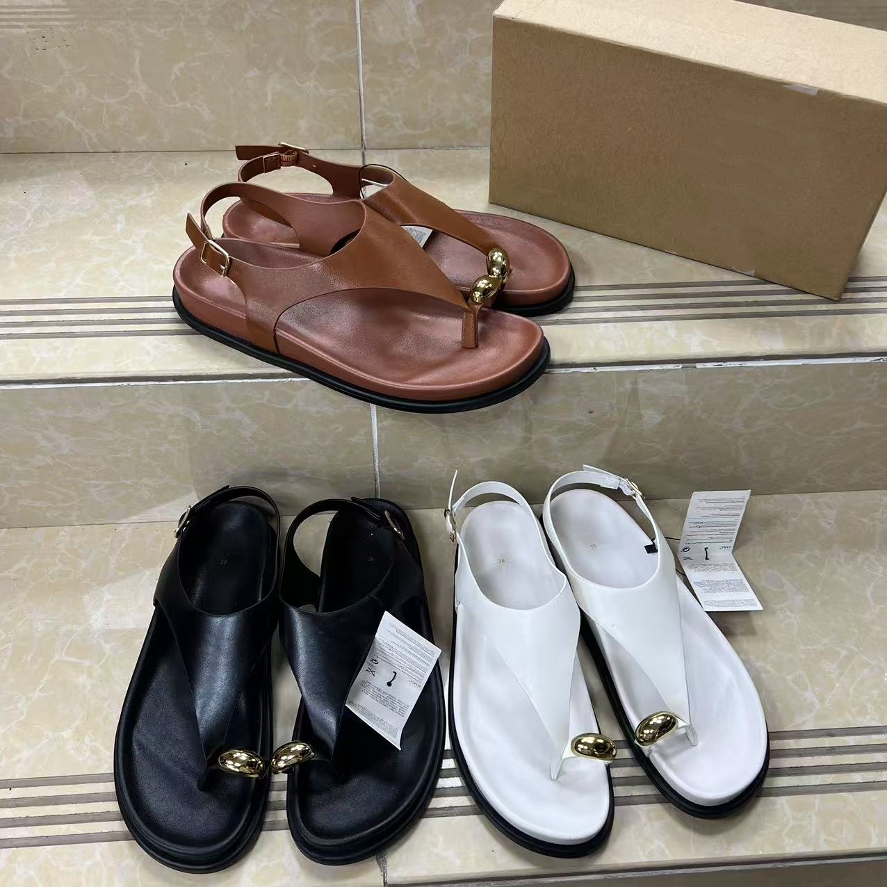 外贸百搭休闲金属戒指平底人字女拖鞋