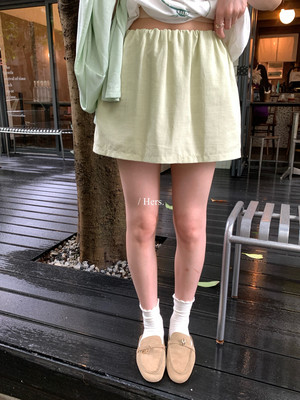 Hers简约风纯色半身裙女宽松显瘦百搭半裙