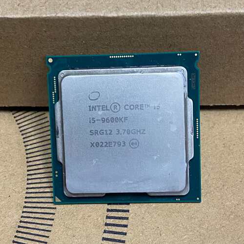 {议价}来了来了，上车喽，i5 9600kf体质好，正式版。功能一切