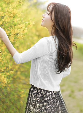 冰丝针织衫女开衫短款薄款夏季七分袖2025年新款防晒披肩外搭外套