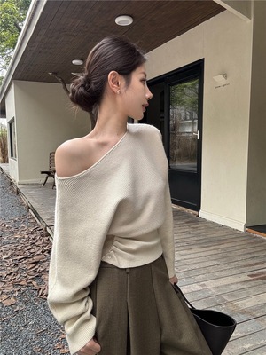 Zest Joy气质上衣设计感露肩毛衣松弛感慵懒风收腰长袖针织衫