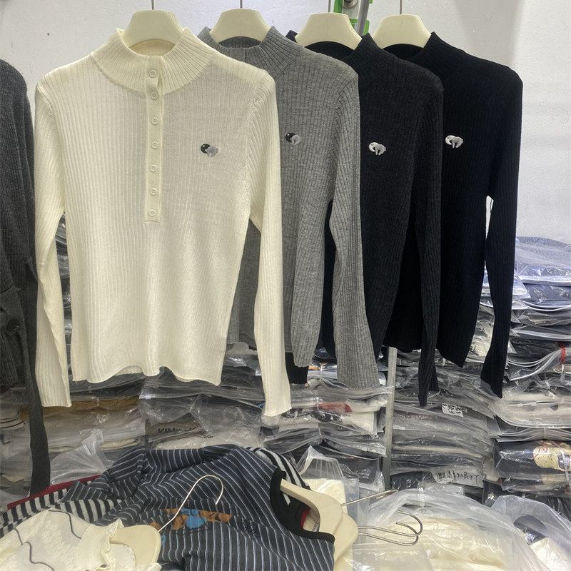 2025冬款软实力风立领羊毛针织衫