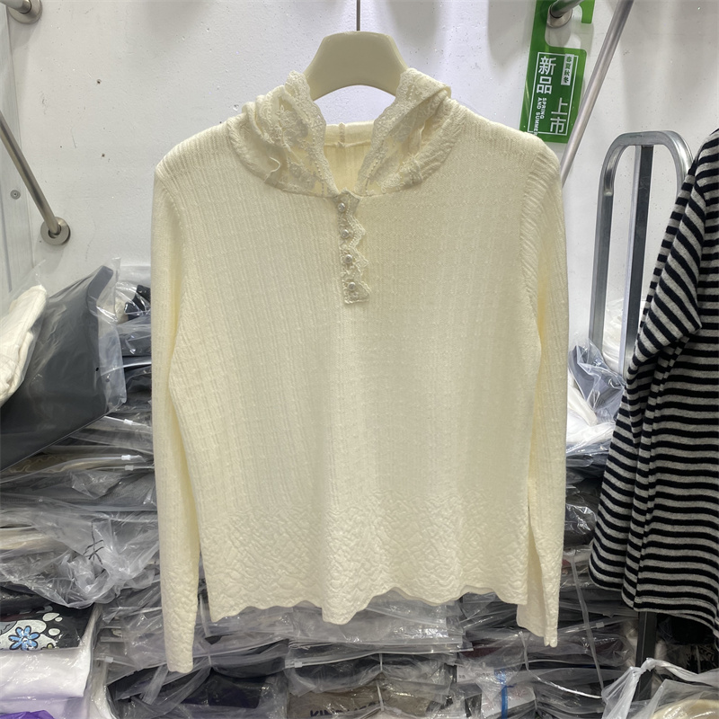 法式极简风连帽半排扣羊毛针织衫