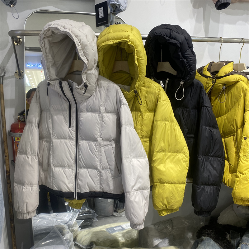 休闲连帽短款面包服女百搭显瘦