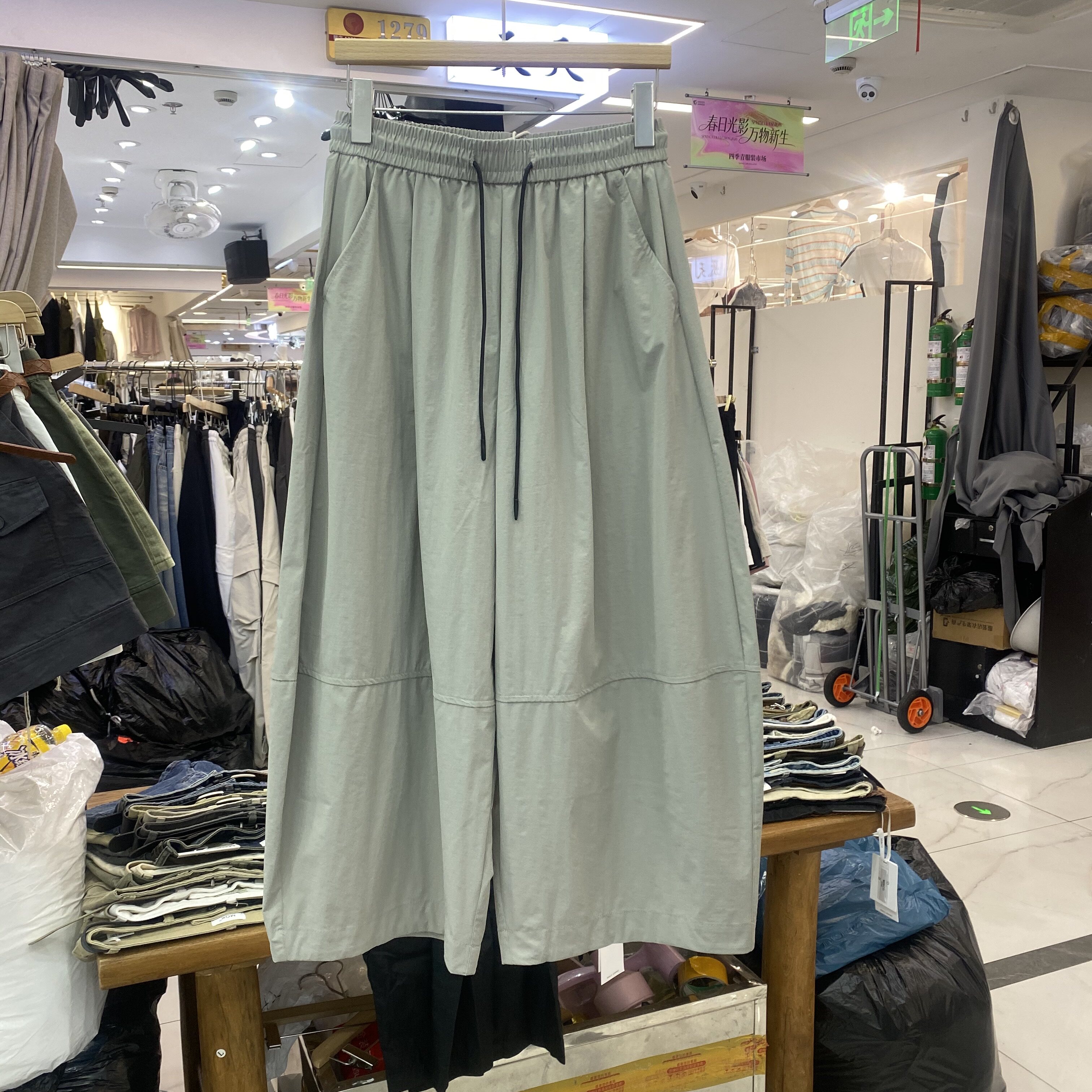 卡麦26160新款薄款九分阔腿裤女夏抽绳休闲气球裤宽松显瘦绿色