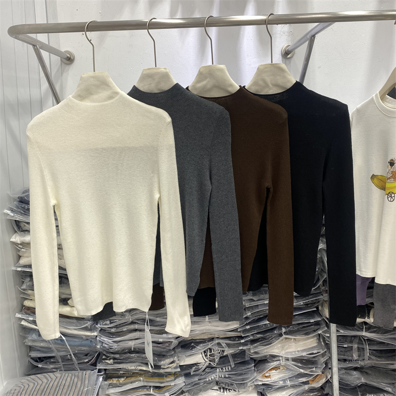 欧货女秋新款时尚半高领针织衫