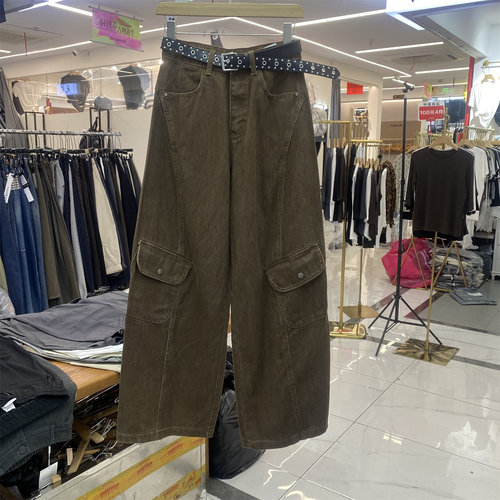 工装风大口袋阔腿牛仔裤女显瘦