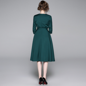 RM9014# 欧美新款 气质V领系带礼服裙   精致刺绣连衣裙