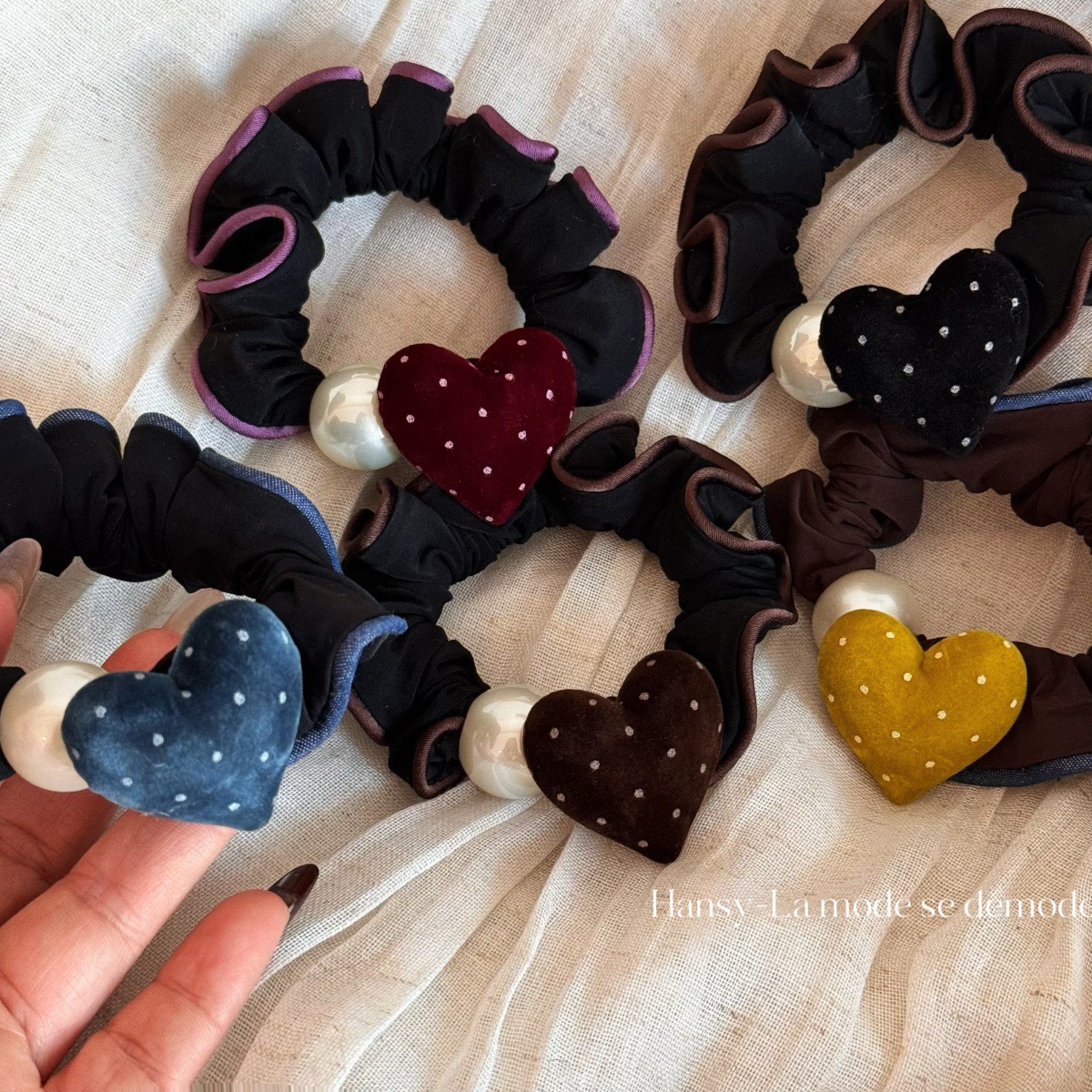 秋冬点点植绒爱心皮筋珍珠肠圈高弹力质感花边大肠发圈高马尾头绳