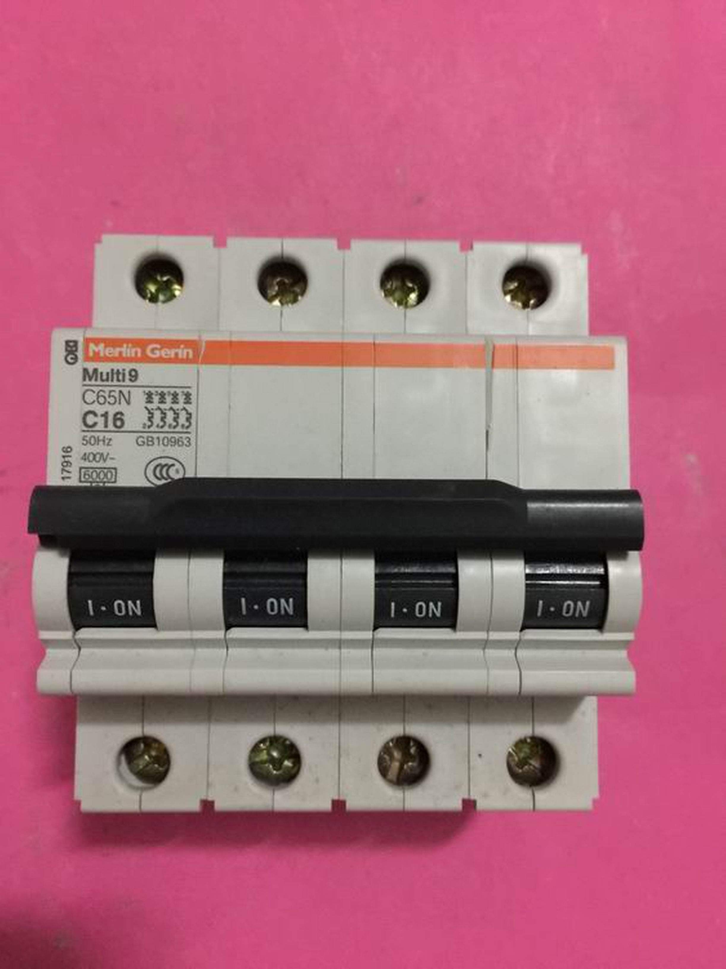 拍前询价merlingerin/梅兰日兰 c65n断路器17916空气开关4p16a &a