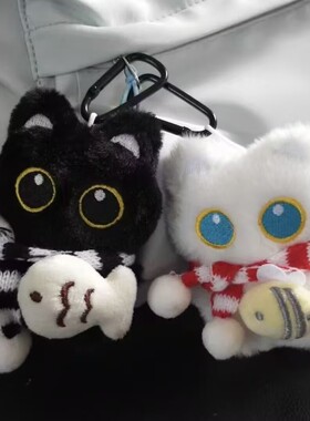可爱呆萌包小鱼大眼黑猫挂件毛绒玩偶情侣包挂件创意小黑猫钥匙扣