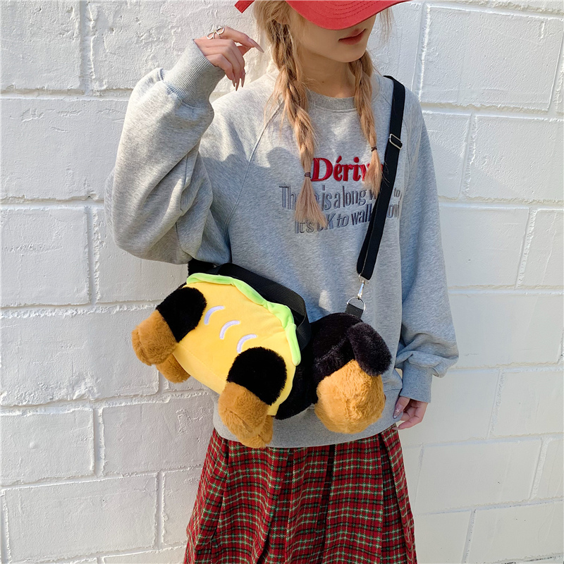 小狗手提包女卡通毛绒绒玩偶包