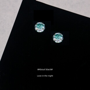 Ab | 薄荷奶绿 | 爆闪夹心手捧花养耳316L钛钢耳钉耳垂钉耳骨钉