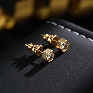 超闪法式金色六边形耳钉百搭极简风日常银针耳环减龄简约气质耳饰