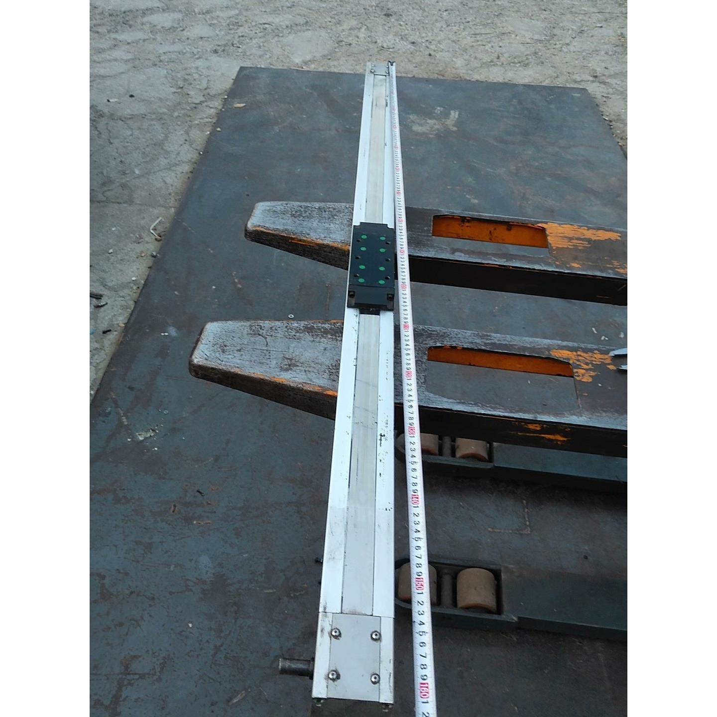 【议价】83.滑台模组 长1.6米 有效行程1.2米