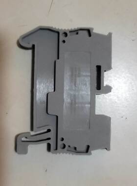 【议价】处理国产全新未使用无包装st2.5端子灰色369片，yst2