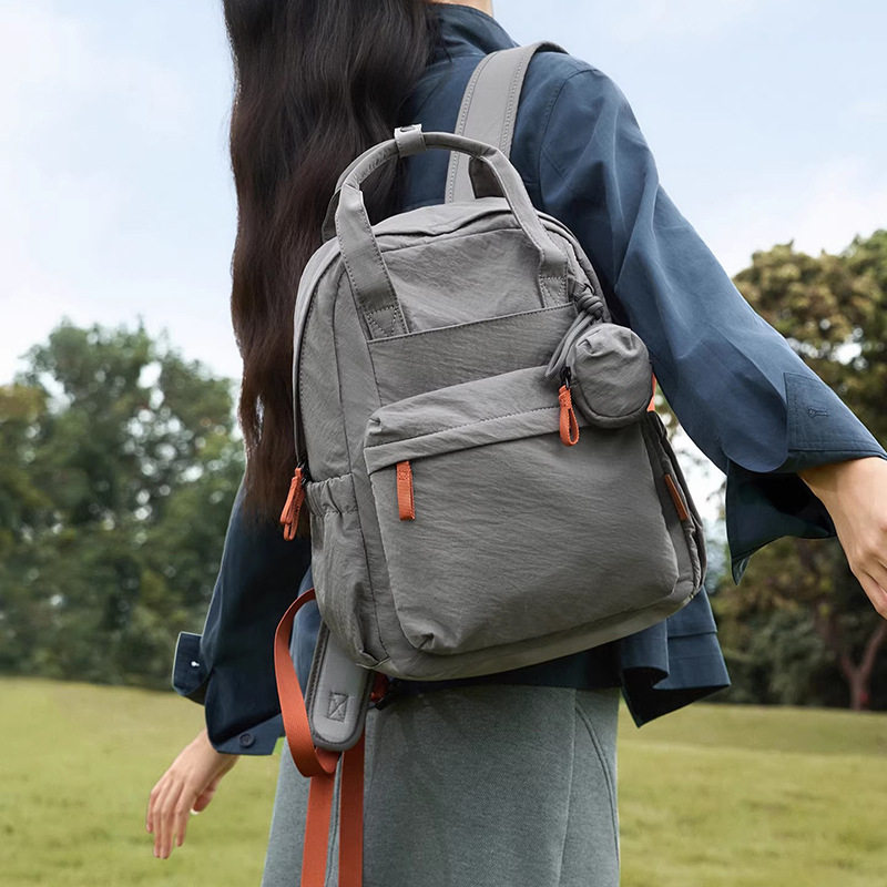 新款妈咪包多功能女士双肩包妈妈外出轻便防水大容量母婴包背