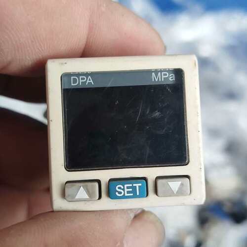 议价-台达压力表，，DPA01N-P-可维修