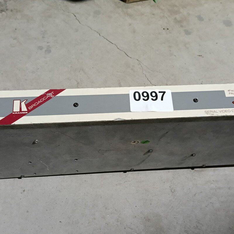 议价-一台KRAMER 7108视频分配放大器，实物拍的，成色还-可维修