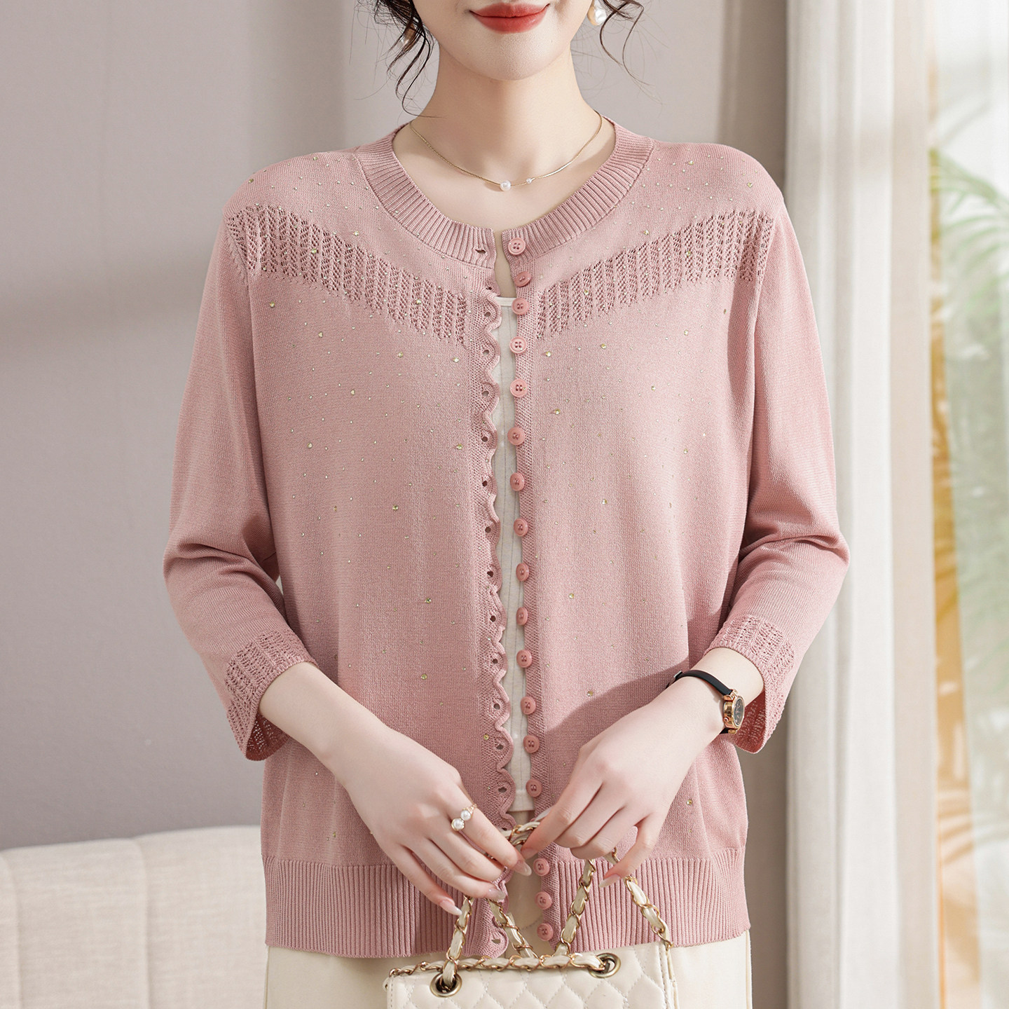 中年妈妈夏装冰丝针织开衫镂空外搭上衣女宽松大码防晒长袖薄外套