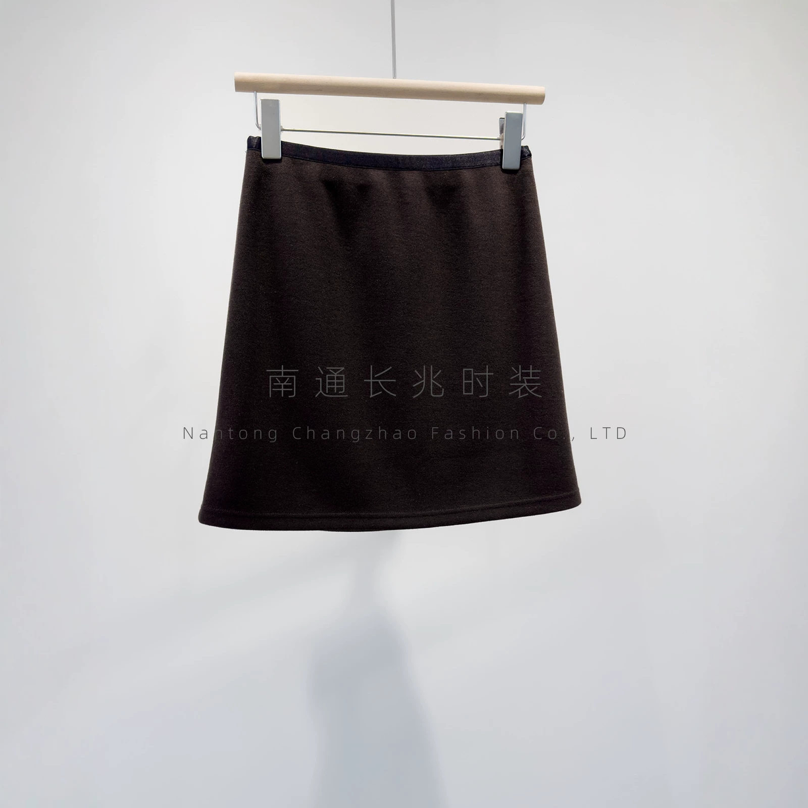 垂感醋酸羊毛针织半身裙A版高腰显瘦撞色腰格雷系通勤风秋款短裙