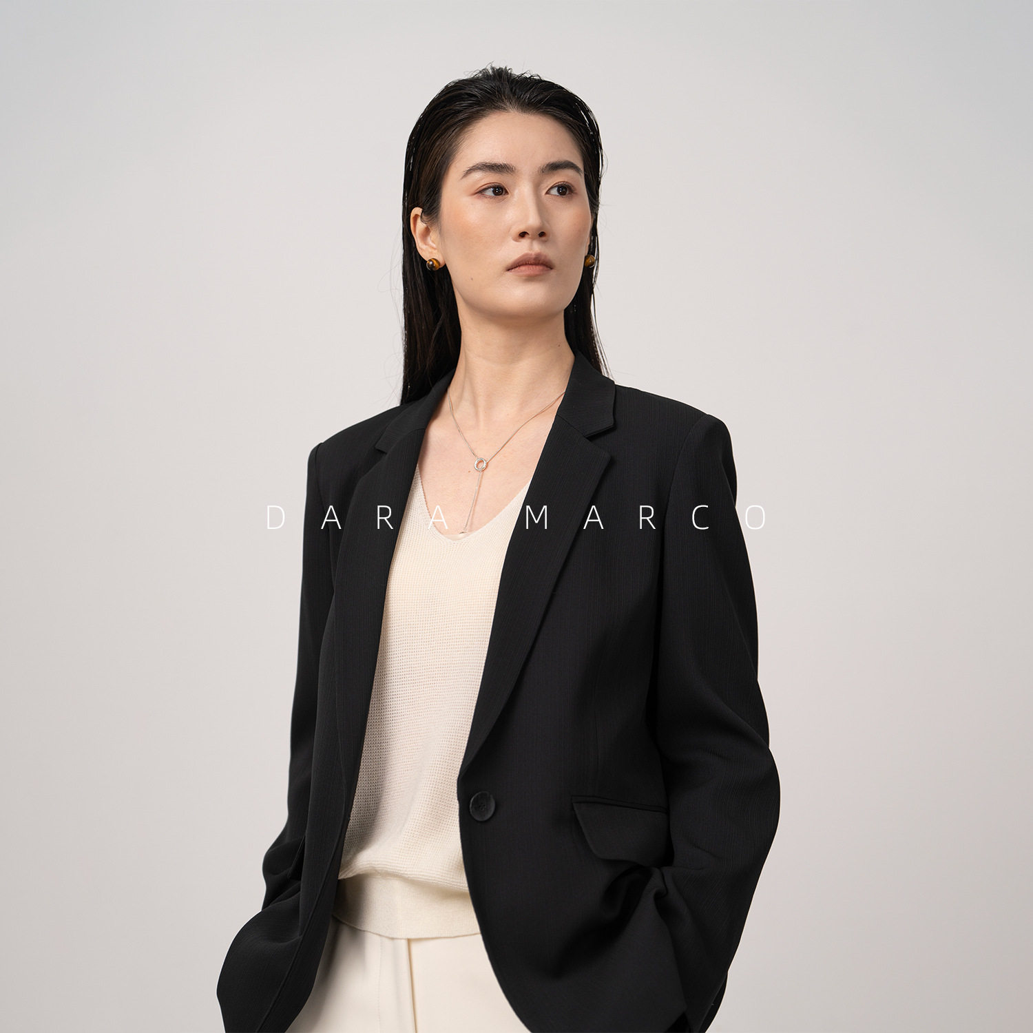 小西装TH二醋酯酸肌理感休闲一粒扣宽松白色西服外套女夏季通勤