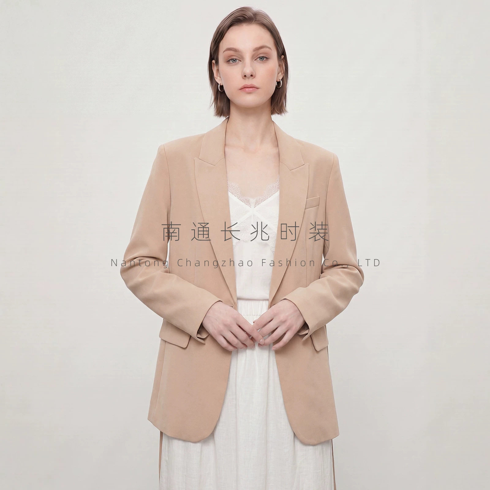 真丝正肩西装一粒扣收腰垂顺透气通勤气质简约长袖西服外套