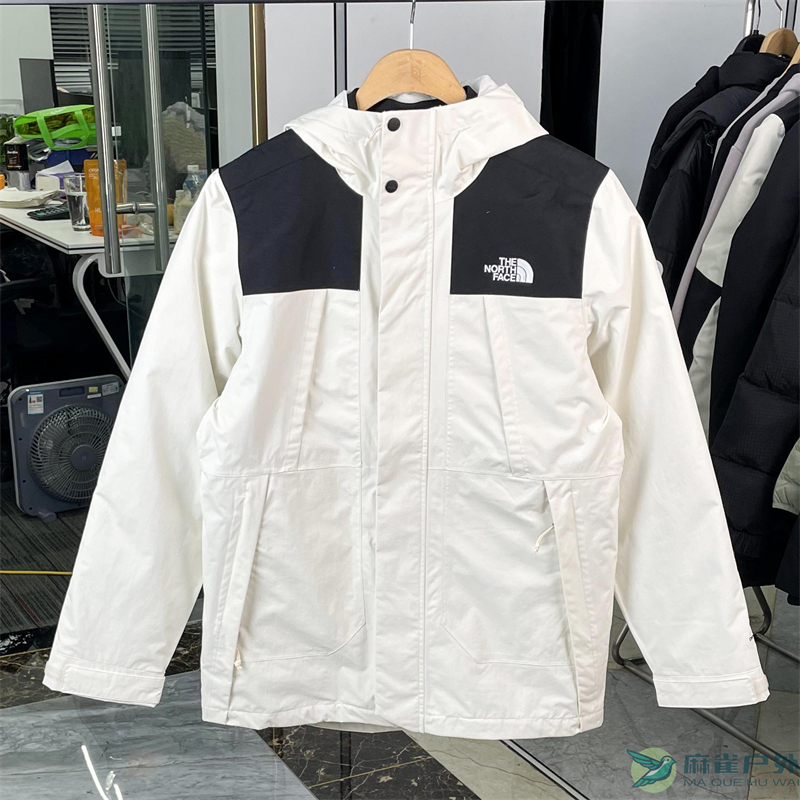 TheNorthFace北面/男子秋冬冲锋衣户外防水羽绒内胆三合一 81NH