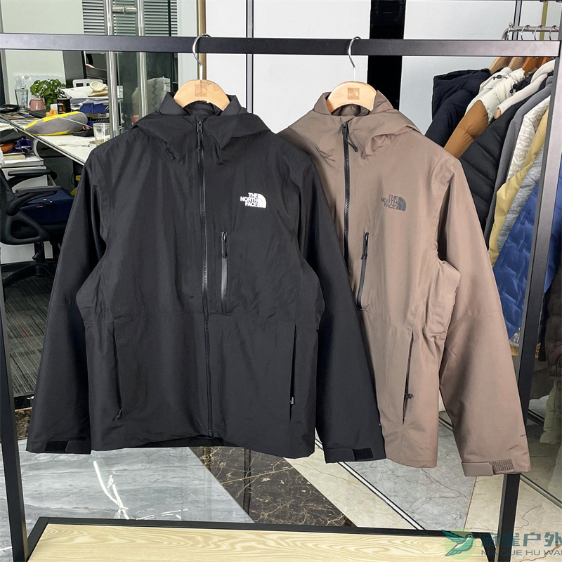 TheNorthFace北面/男子冲锋衣防水透气羽绒内胆三合一外套 83SL
