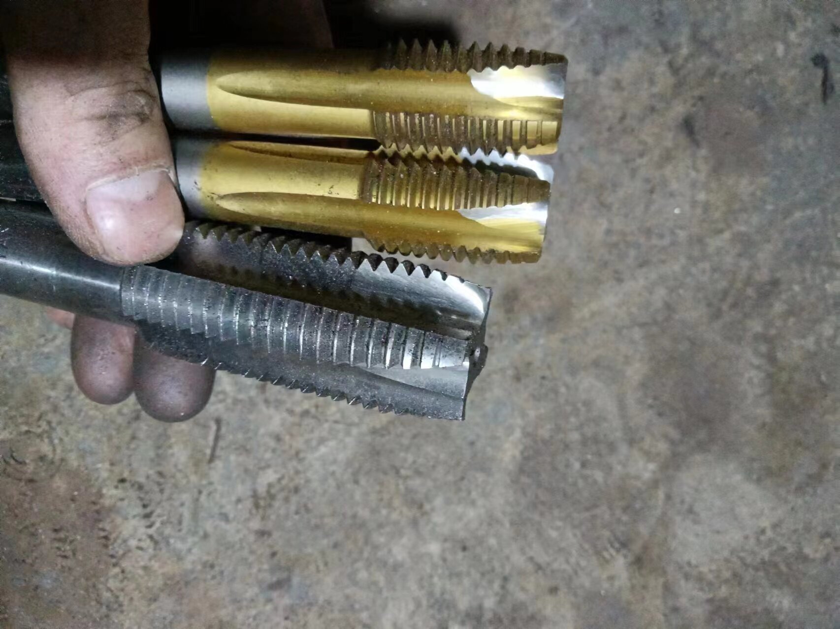 二手进口先端丝攻  德  日  韩  中国台湾（九九新）