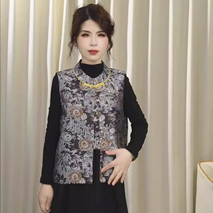 鲁云年小个子新中式女装国风马甲轻奢高级感穿搭