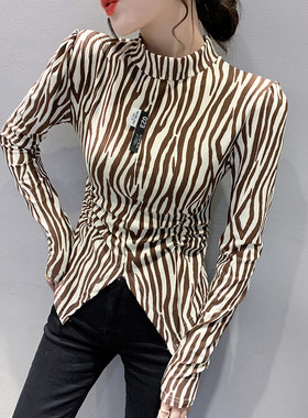 新款 实拍年春季立领条纹印花褶皱不规则女上衣百搭恤女T恤GR596