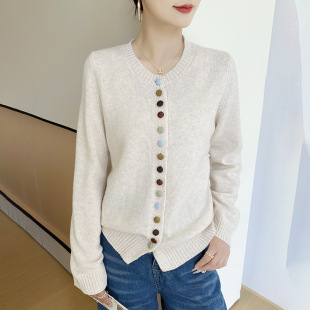 秋冬彩色包扣设计安迪绒针织开衫 外套毛衣 女士圆领减龄感纯色长袖