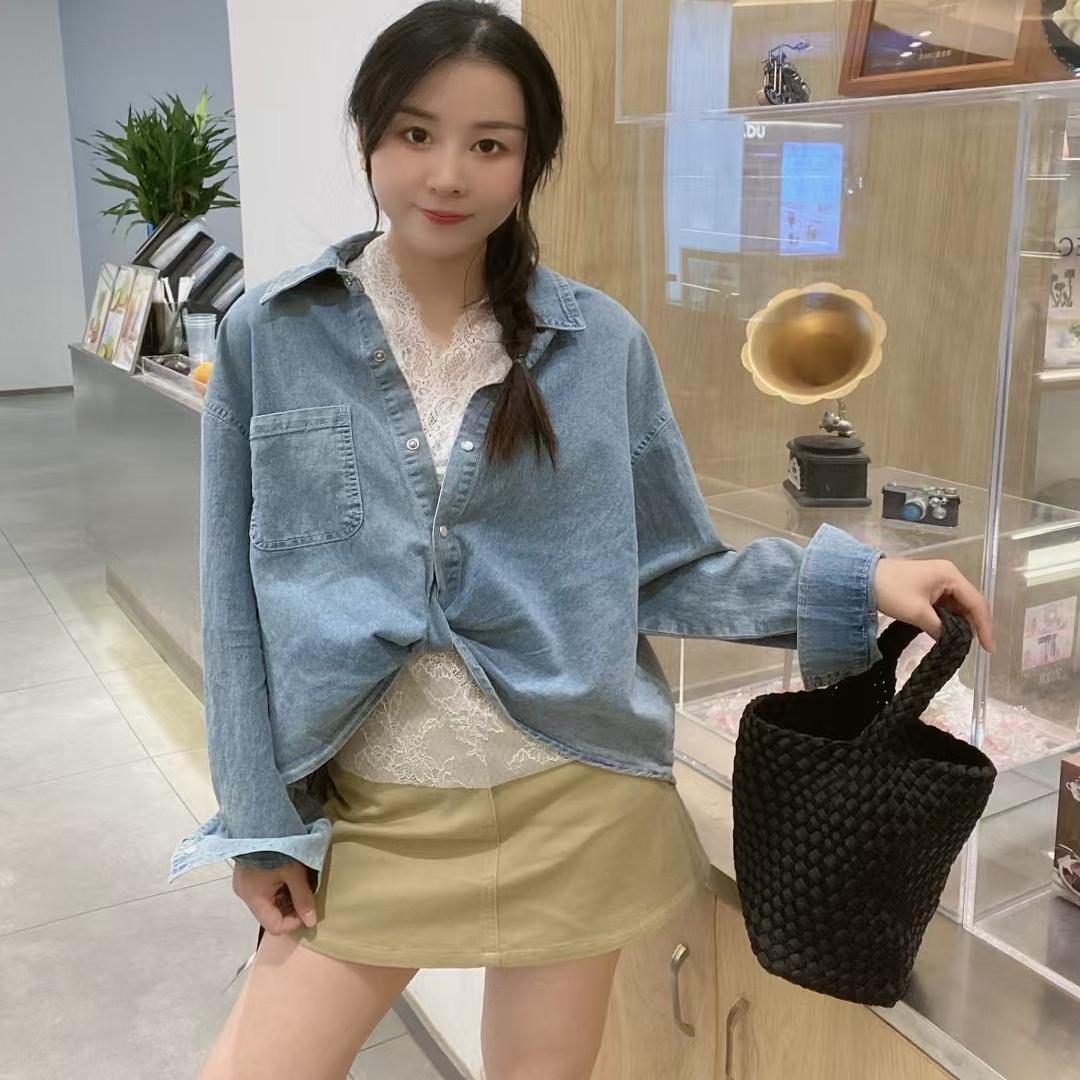 浅色水洗牛仔衬衫女设计感外套薄