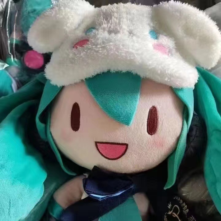 初音fufu未来玩偶公仔二次元可爱毛绒抱枕蝴蝶结毛绒miku棉花娃娃
