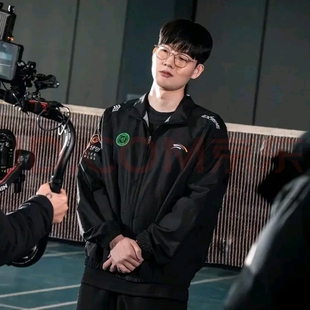 2024春季HLE队服夹克viper3同款peanut周边LCK立领插肩薄夹克