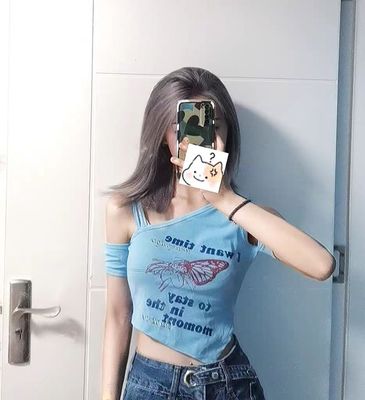 不规则露肩斜肩性感印花短袖t恤