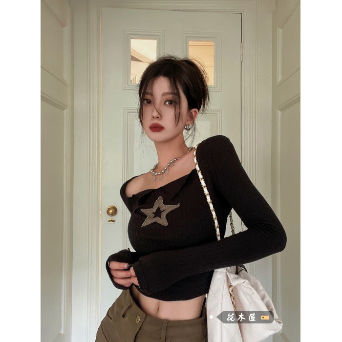 美式辣妹五角星V领修身显瘦长袖T恤女新款设计感短款紧身打底上衣