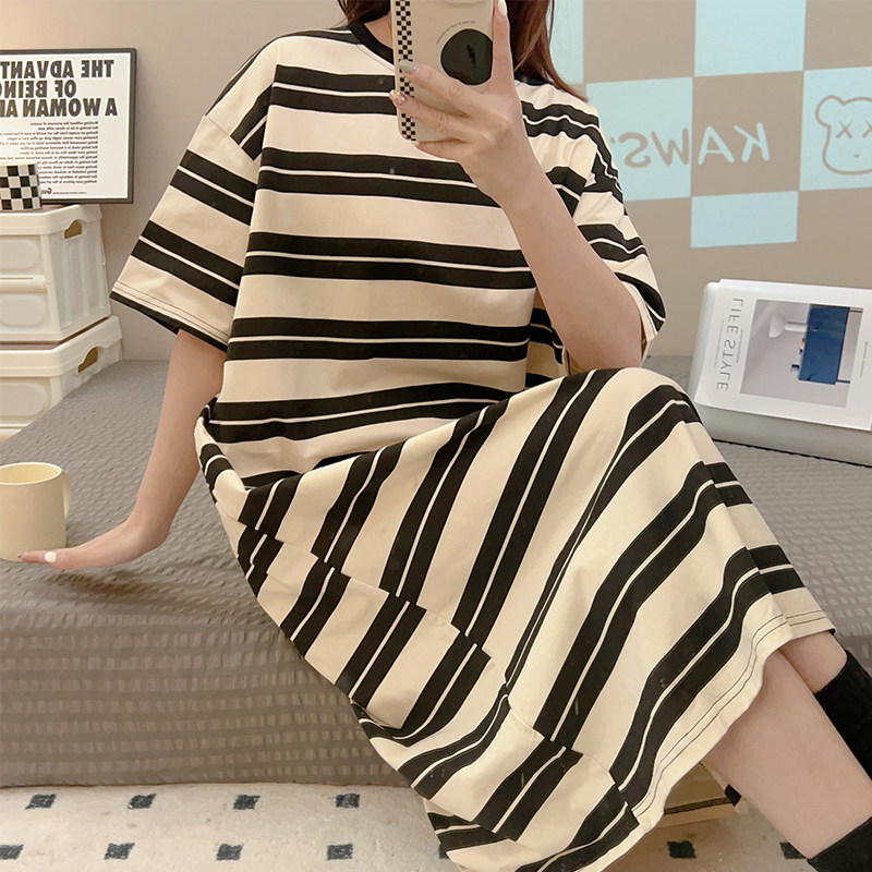 夏季纯棉女款短袖睡裙圆领套头条纹印花长款家居服薄款可外穿宽松