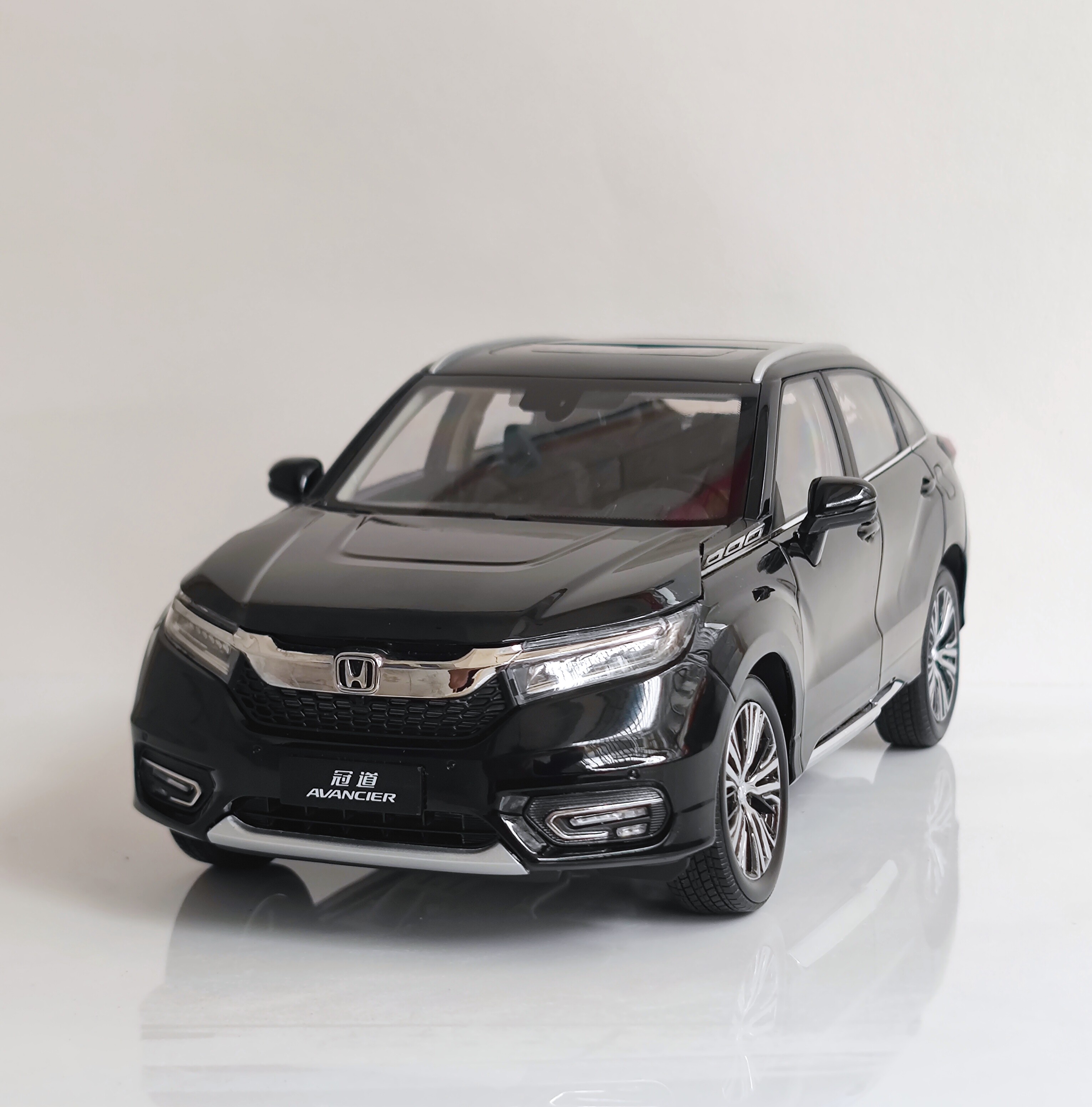 1  18原厂广汽本田冠道汽车模型SUV 2016款合金仿真汽车模型